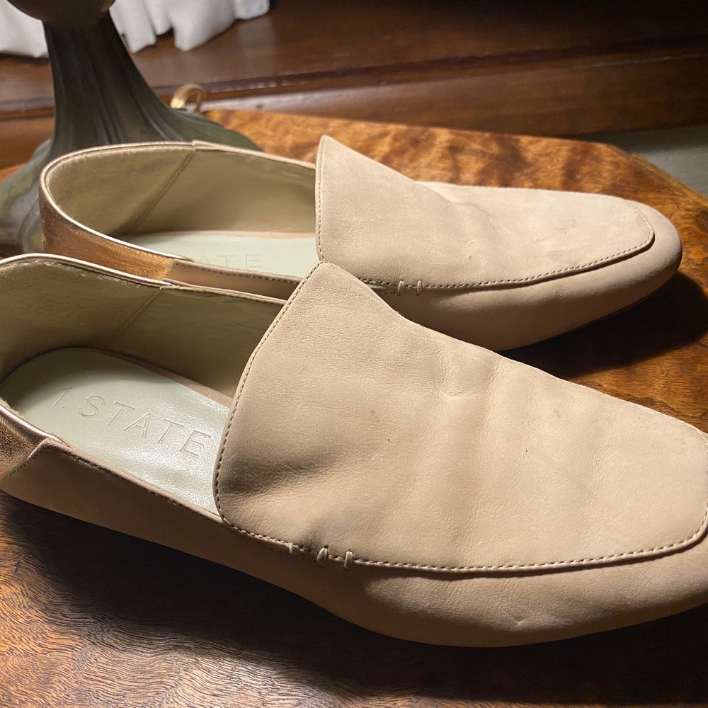 Womens Leather Flats